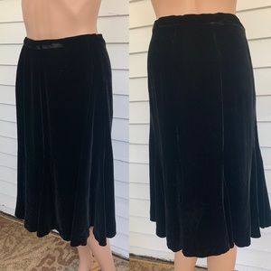Jones New York Black Velvet Skirt 10